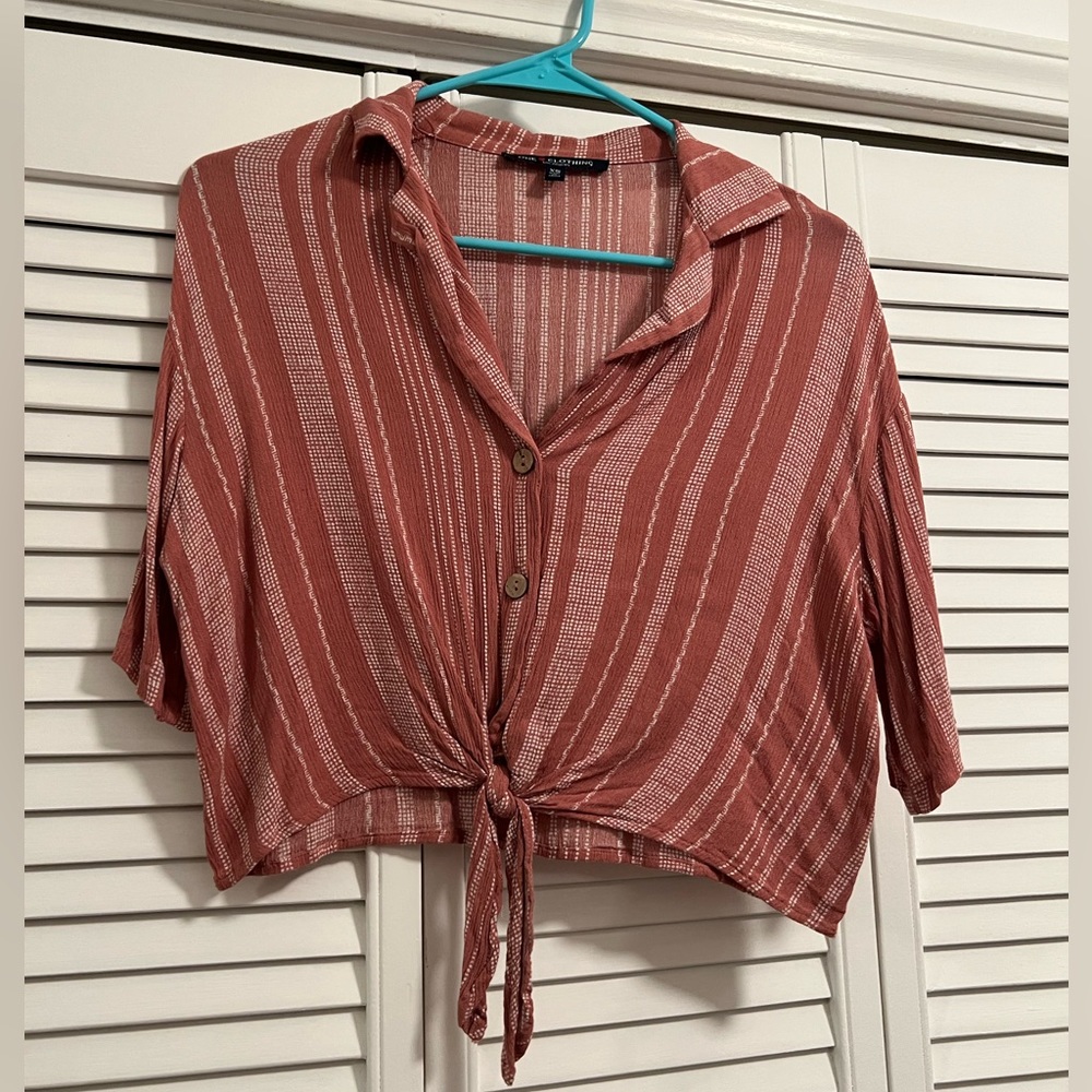 Cropped button up top